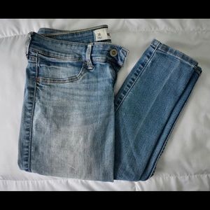 Hollister light wash jeggings